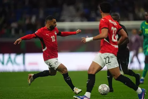 "الفراعنة دفعوا الثمن".. كيف وصف كاف مباراة مصر والسنغال في أمم أفريقيا؟